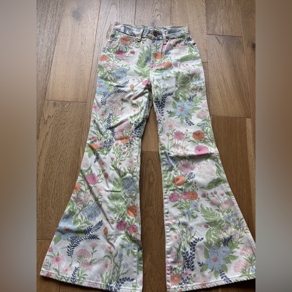 Wrangler wanderer 626 high rise floral print bell bottom jeans 26x30 - Picture 3 of 8